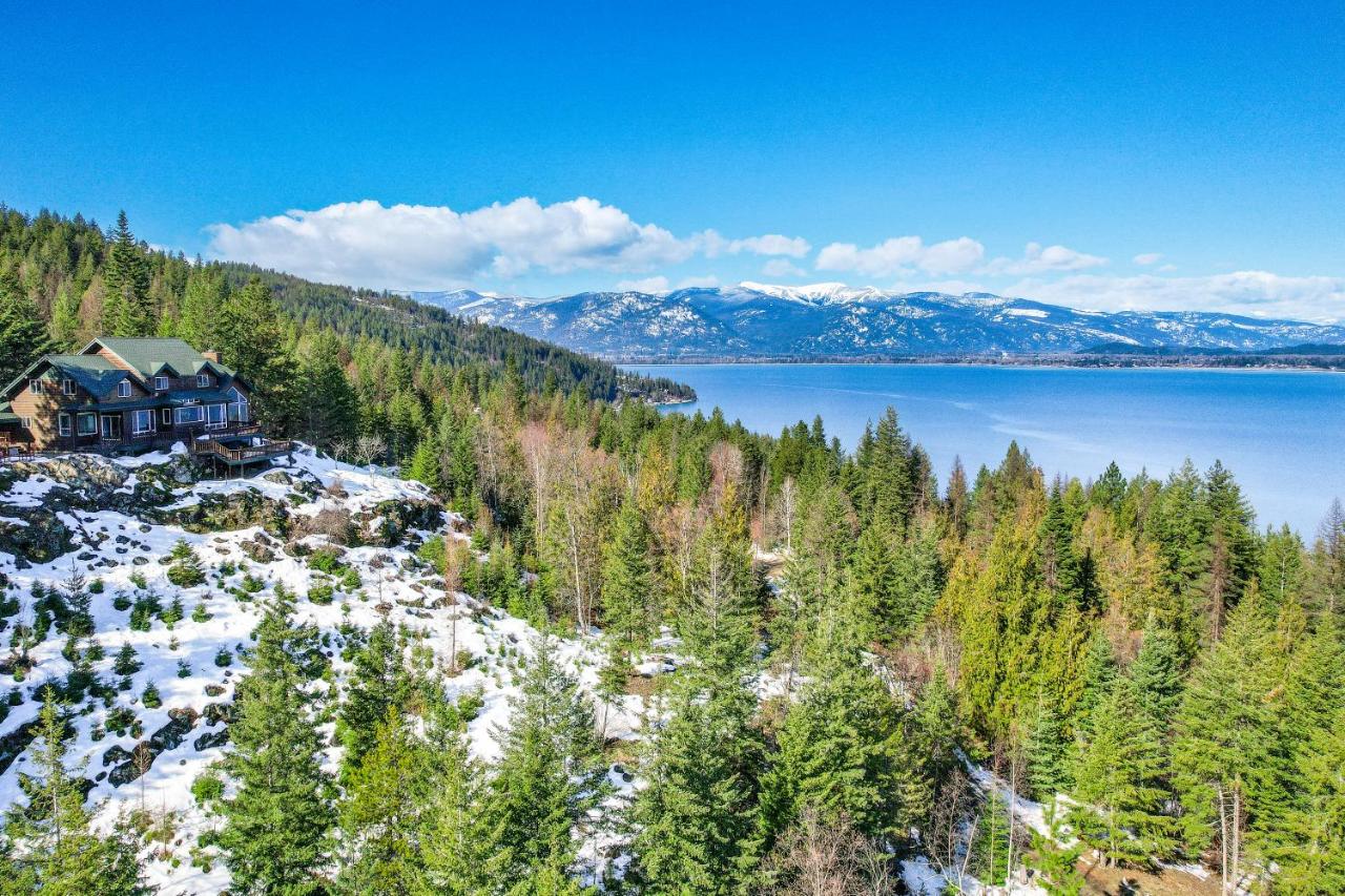 | Moosewood Haven - Ideal Lakeside Retreat
