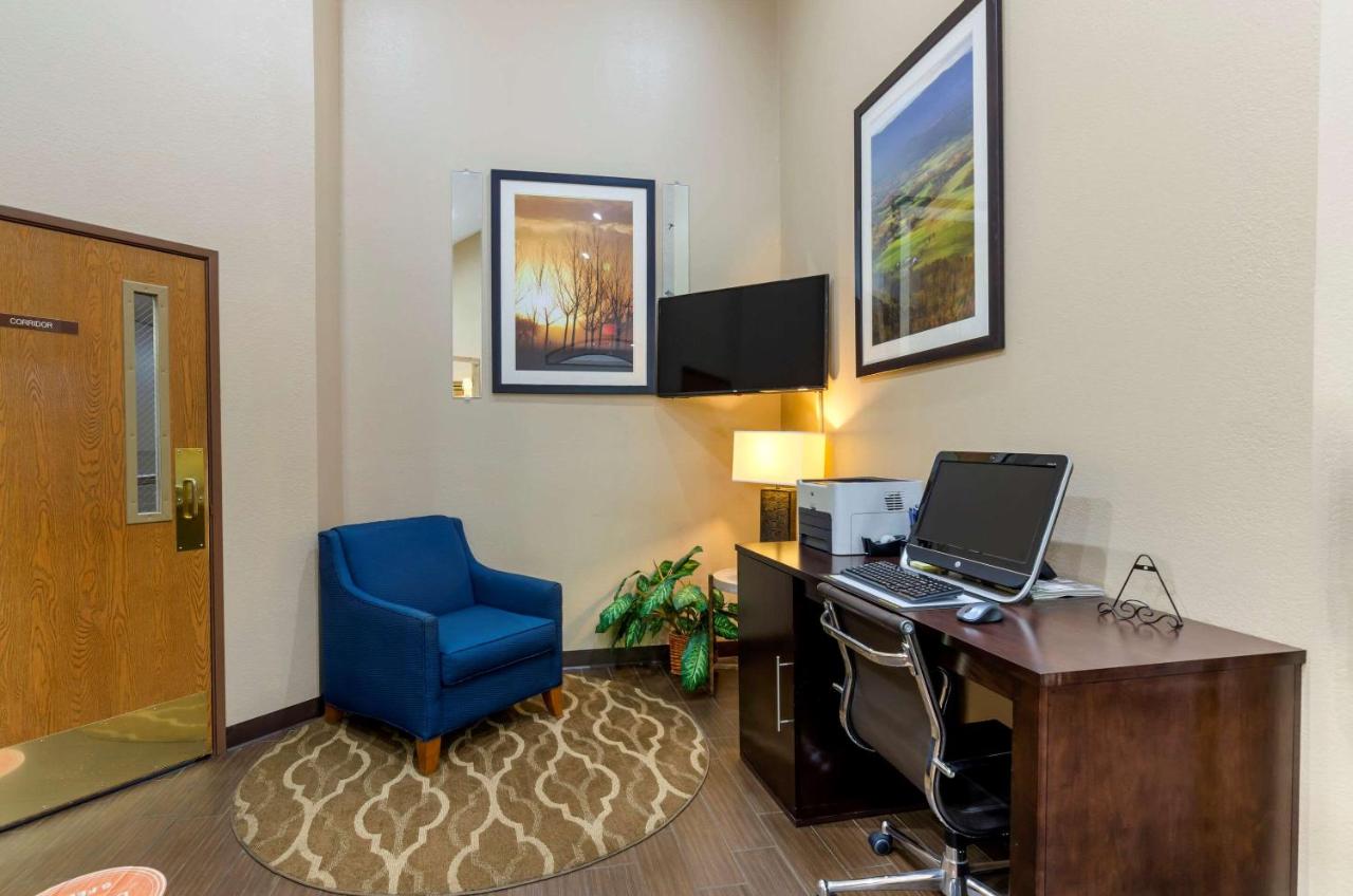  | Comfort Inn Atkins-Marion I-81