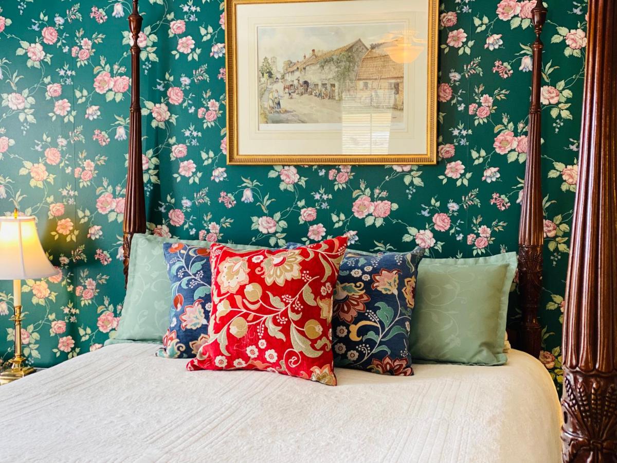 | Terrell House B&B
