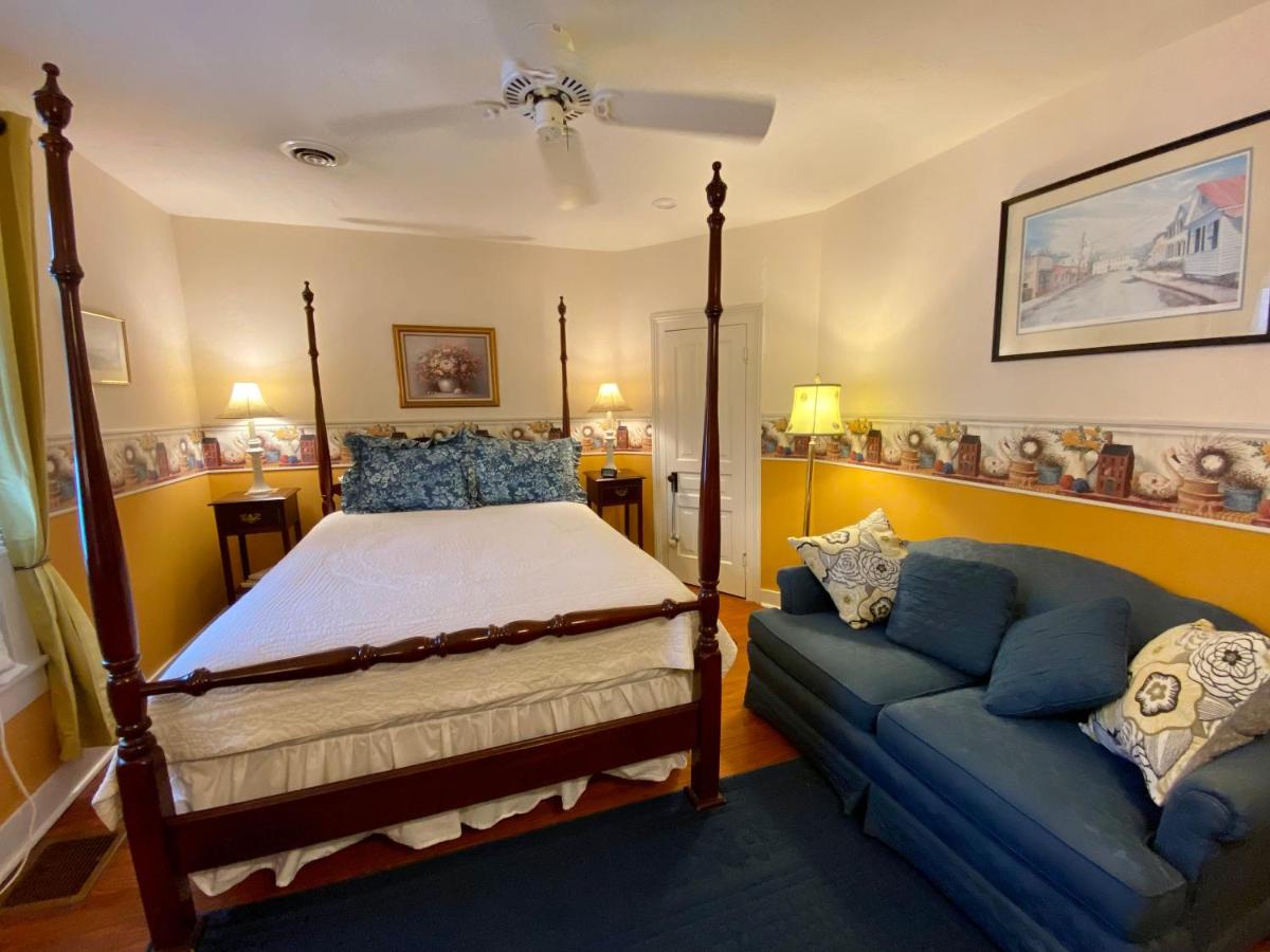 | Terrell House B&B
