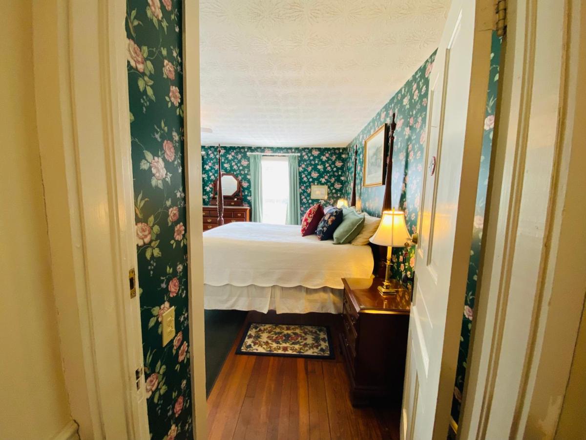 | Terrell House B&B