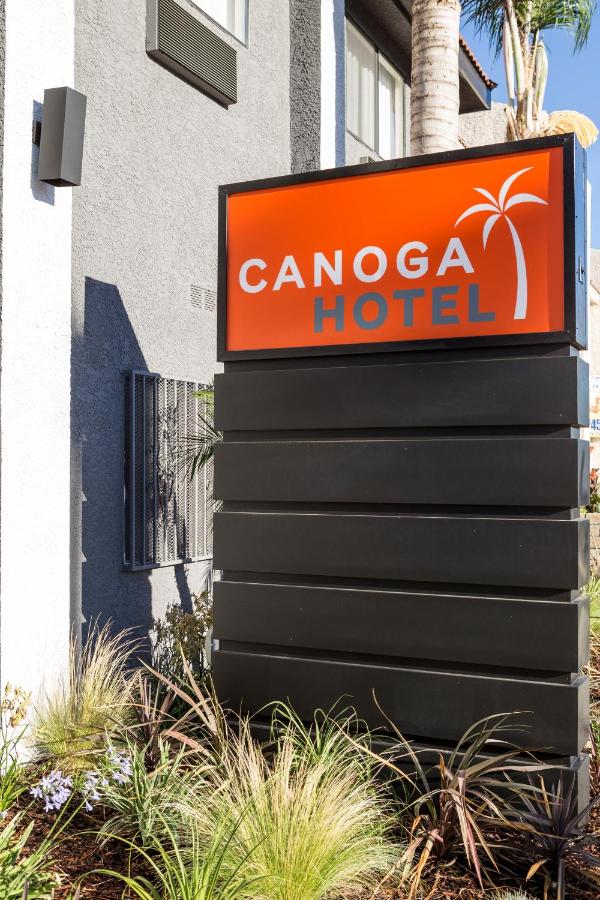 | Canoga Hotel at Warner Center