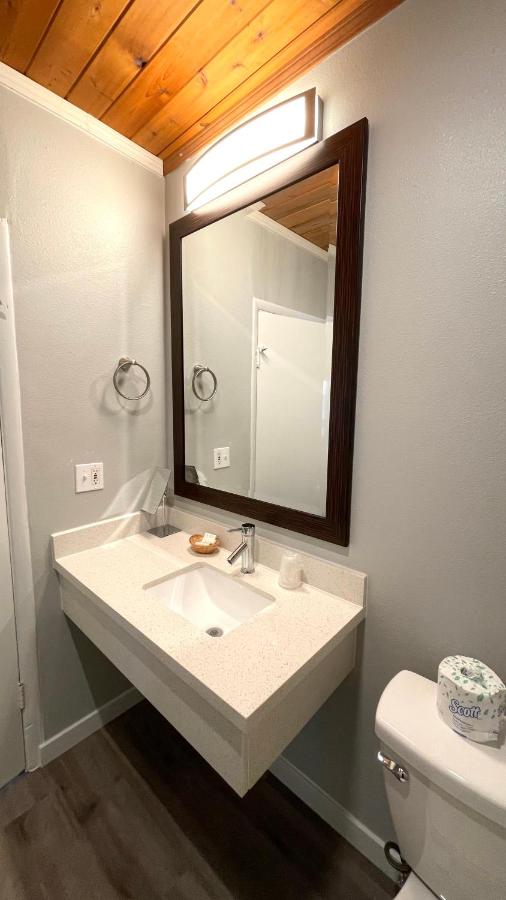 Deluxe King Suite at Tides Inn & Suites
