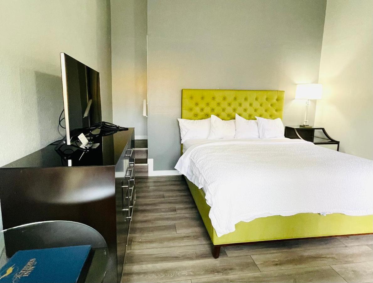 King Room at Tides Inn & Suites