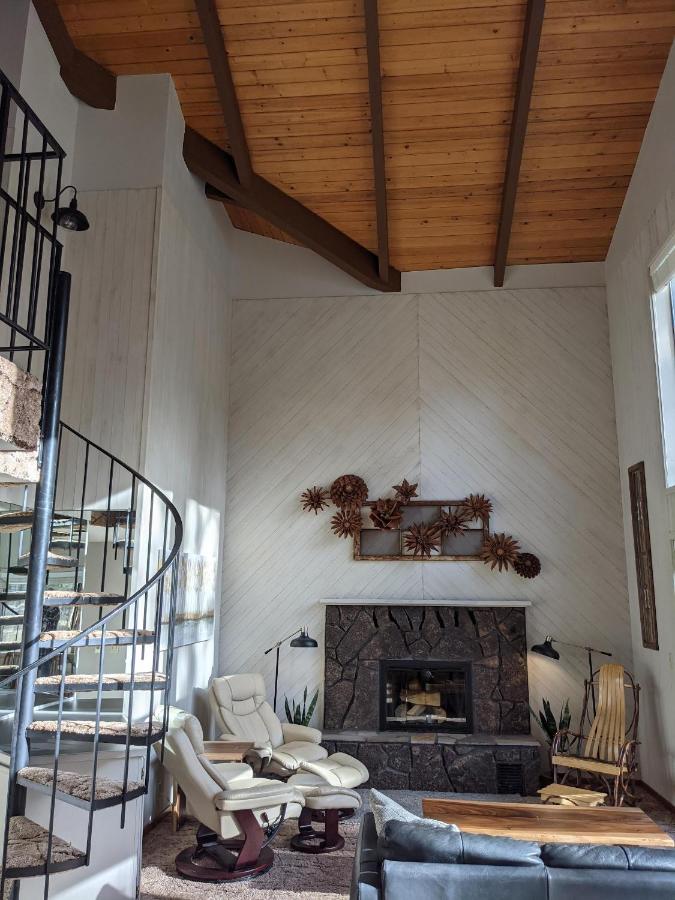 | Home nestled in the forest just outside Sisters