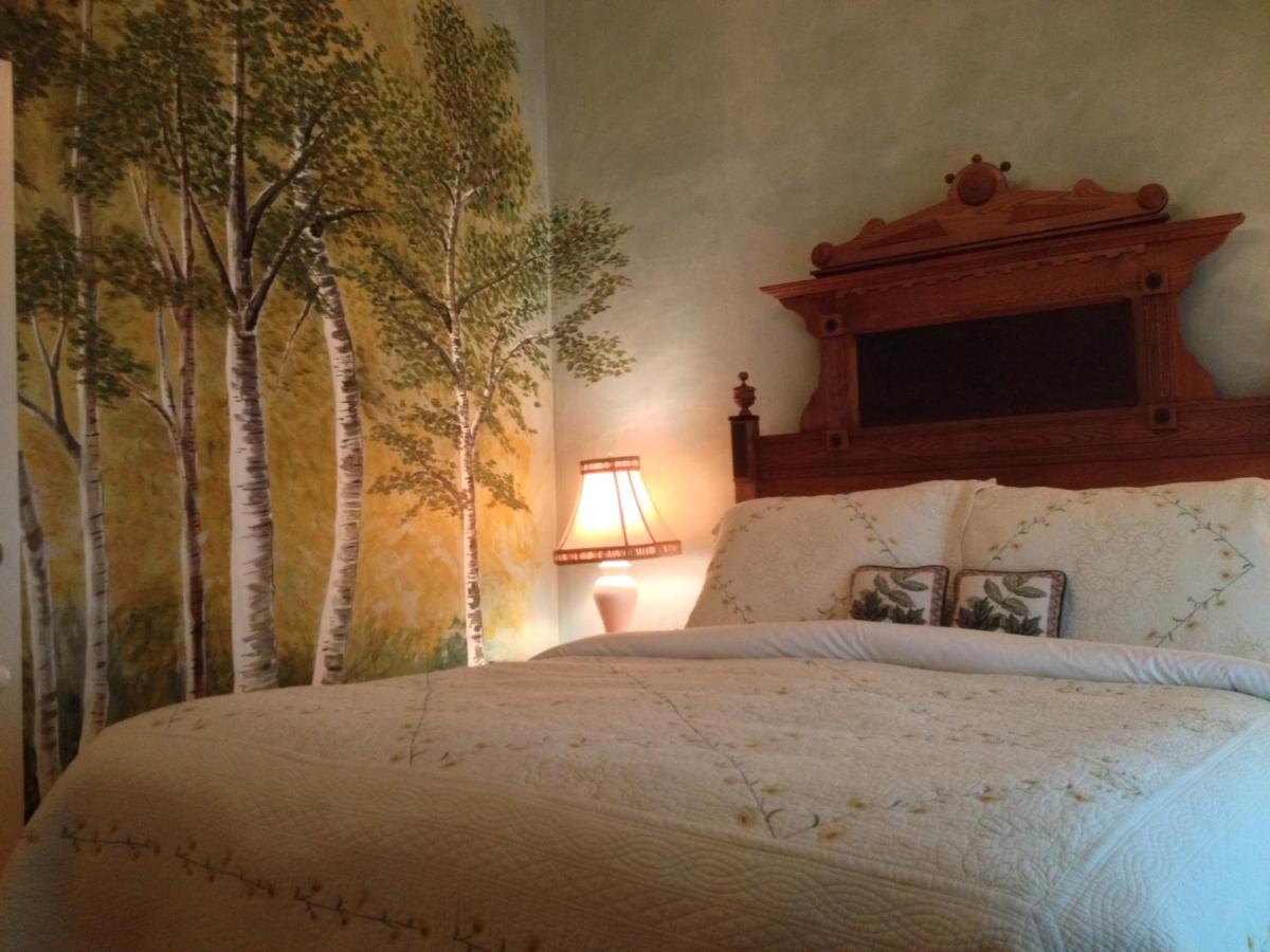  | The White House Inn