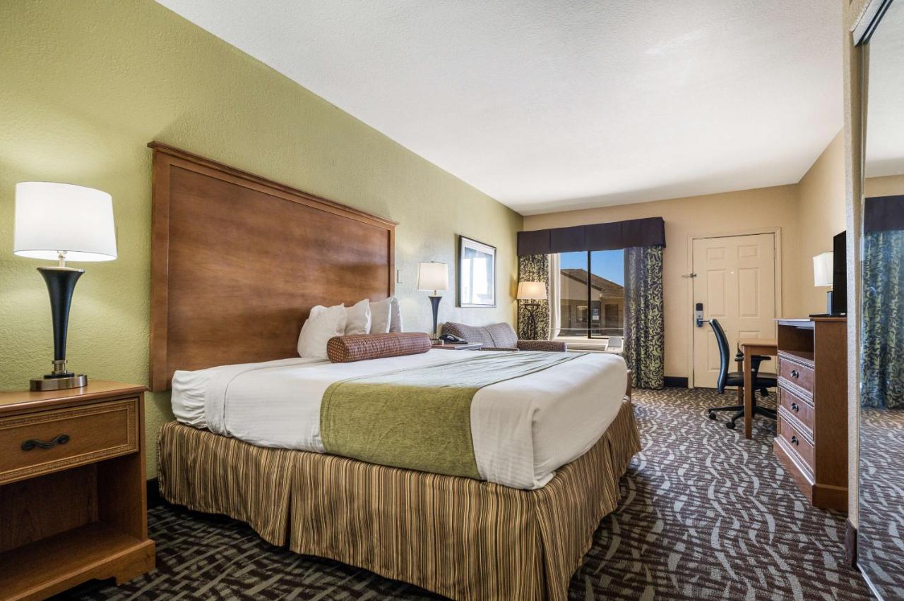 King Room at SureStay Hotel by Best Western Alice
