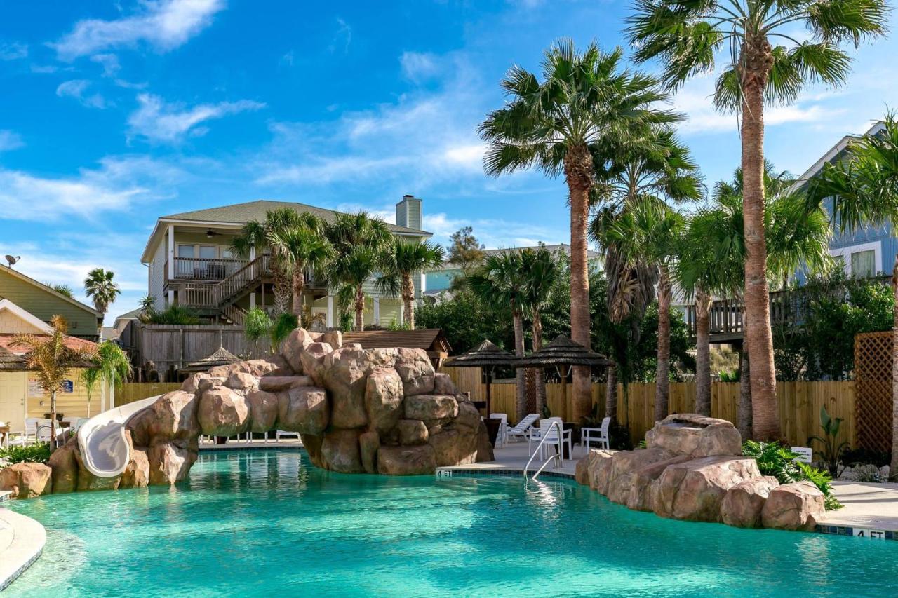  | BC101 New Townhome, Heated Pool, 1 Minute Drive to Beach