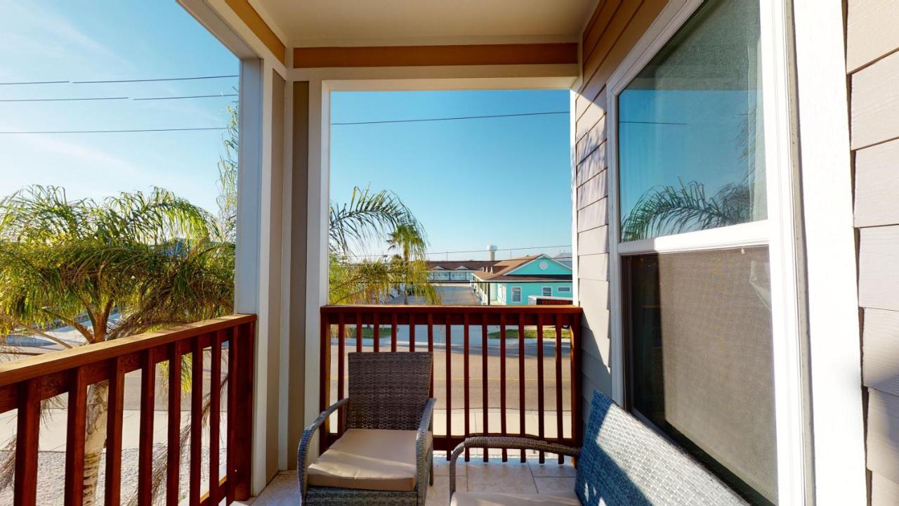 | BC201 New Townhome, Heated Pool, Golf Cart Accessible