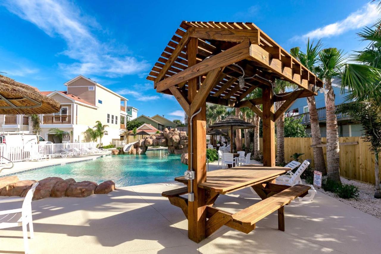 | BC203 New Townhome, Heated Pool with Slide, Golf Cart Accessible