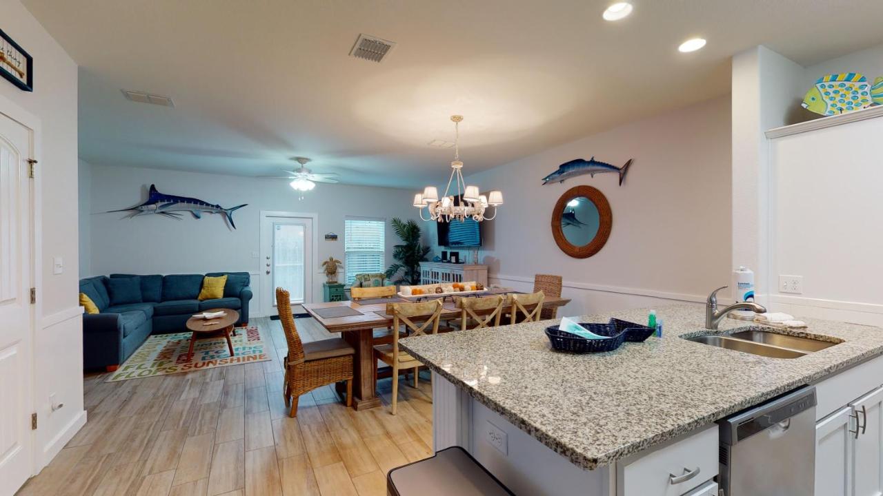 | BC502 Beautifully Decorated Townhome, Heated Pool, Garage Access