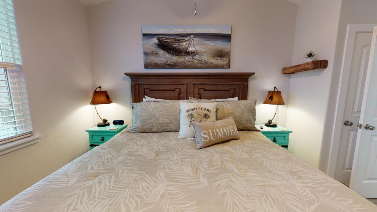 | BC502 Beautifully Decorated Townhome, Heated Pool, Garage Access