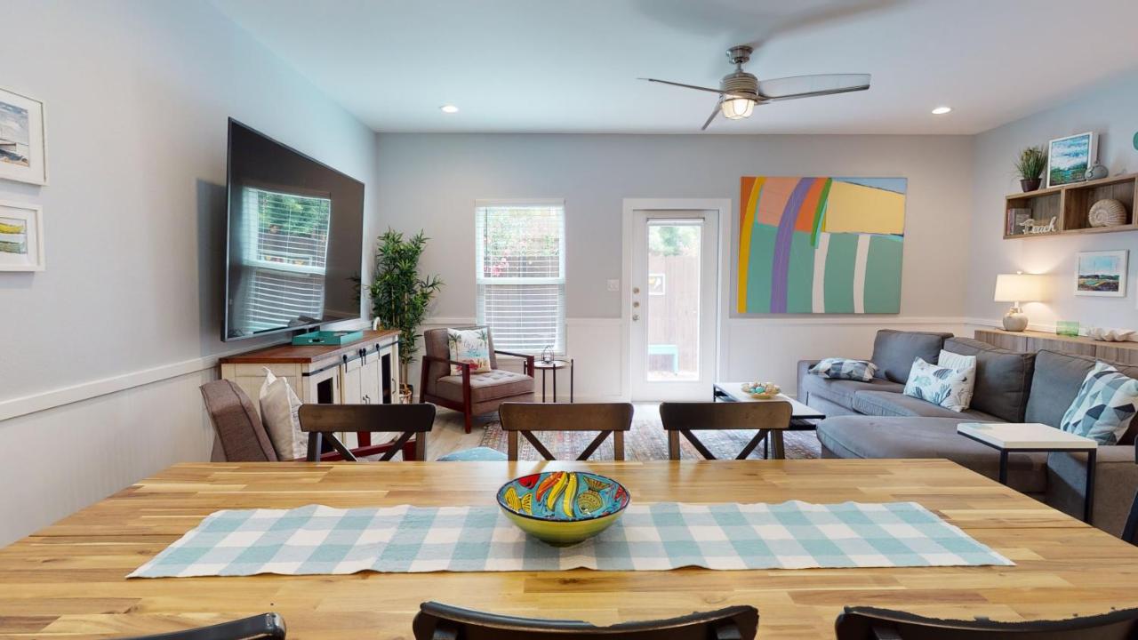  | BC507 Beautiful Townhome, Heated Pool with Water Slide, Close to Beach