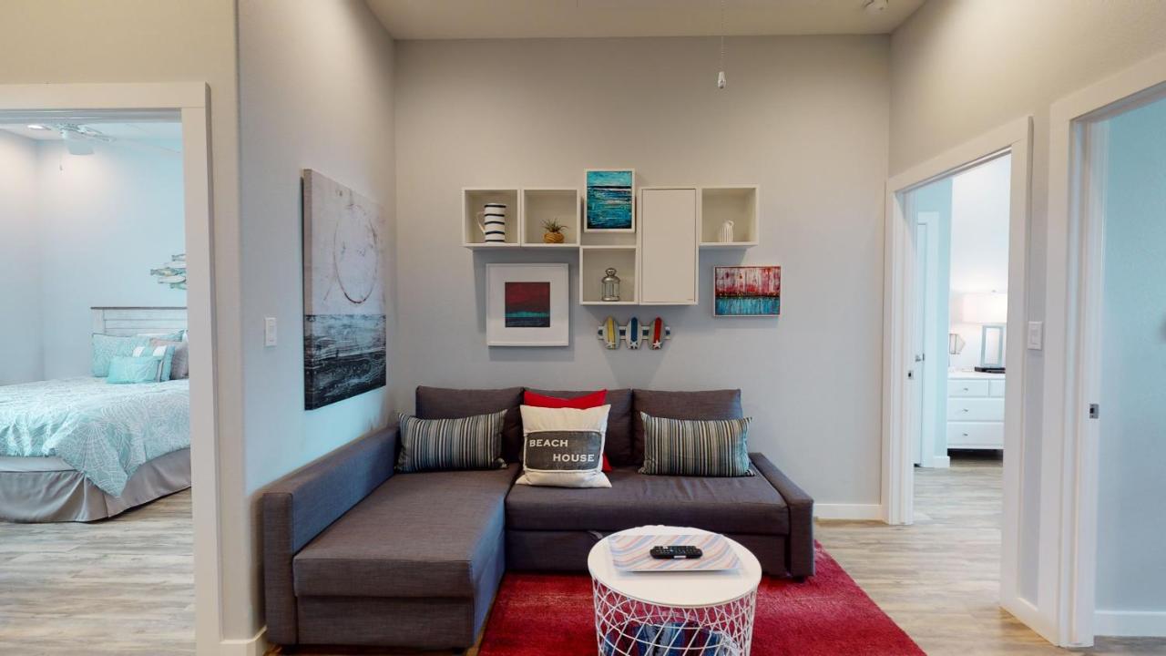  | BC507 Beautiful Townhome, Heated Pool with Water Slide, Close to Beach