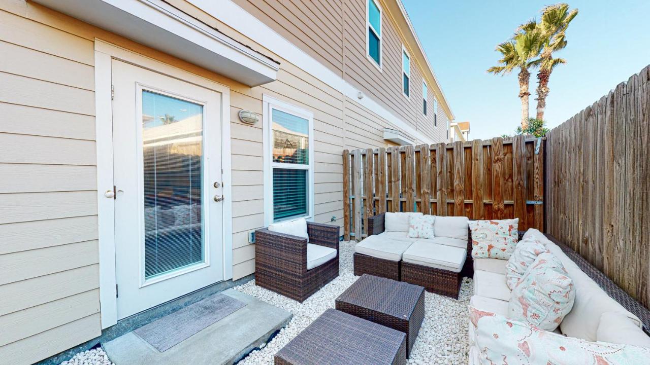 | BC508 Townhome with Beach Inspired Decor, Heated Pool with Water Slide