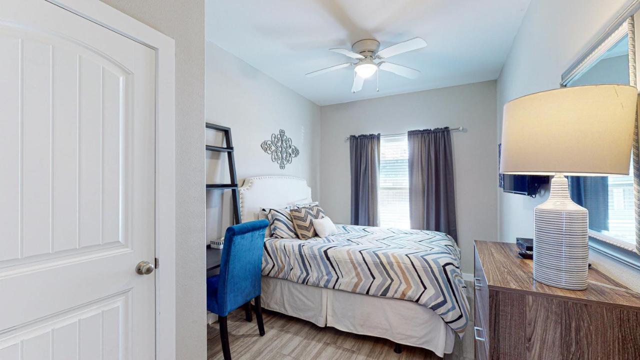 | BC508 Townhome with Beach Inspired Decor, Heated Pool with Water Slide