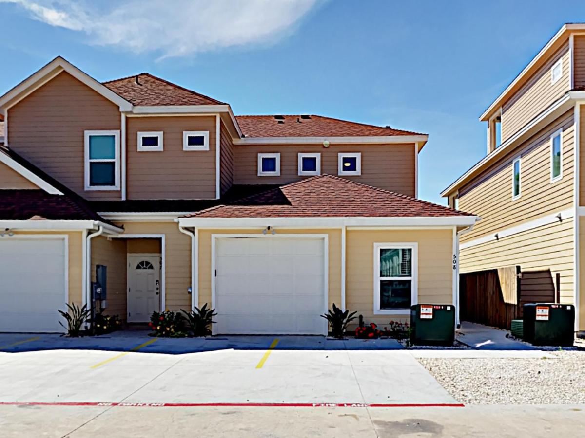 | BC508 Townhome with Beach Inspired Decor, Heated Pool with Water Slide