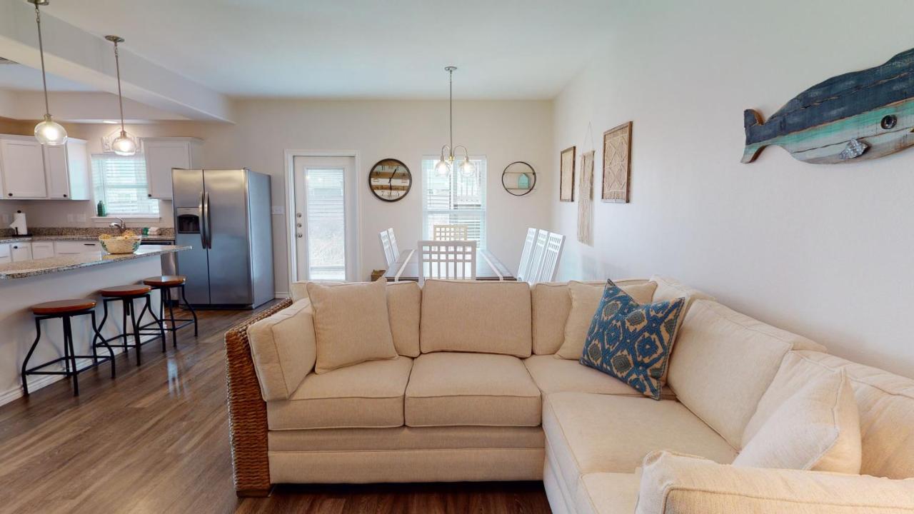 | CLP804 Upscale 5 Bedroom Home, Close to Beach with Boardwalk, Community Pool