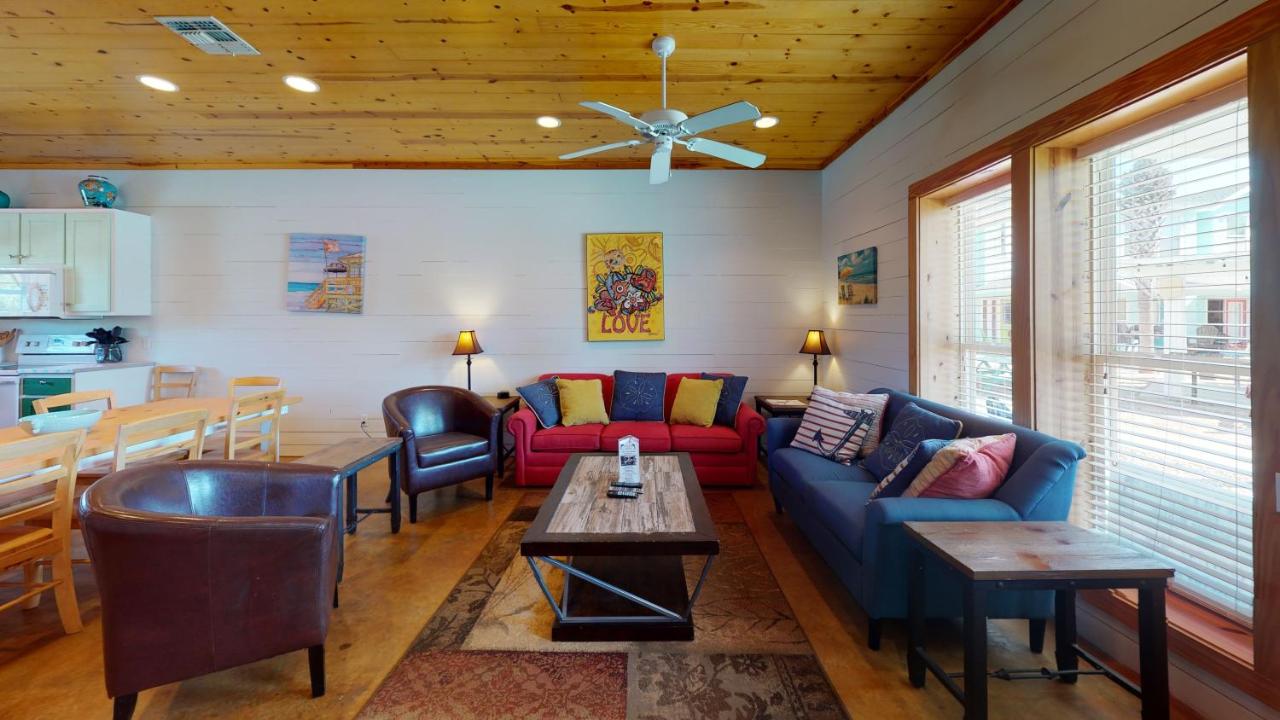 | TC102 Townhome Located in Town, Close to beach, Shared Pool