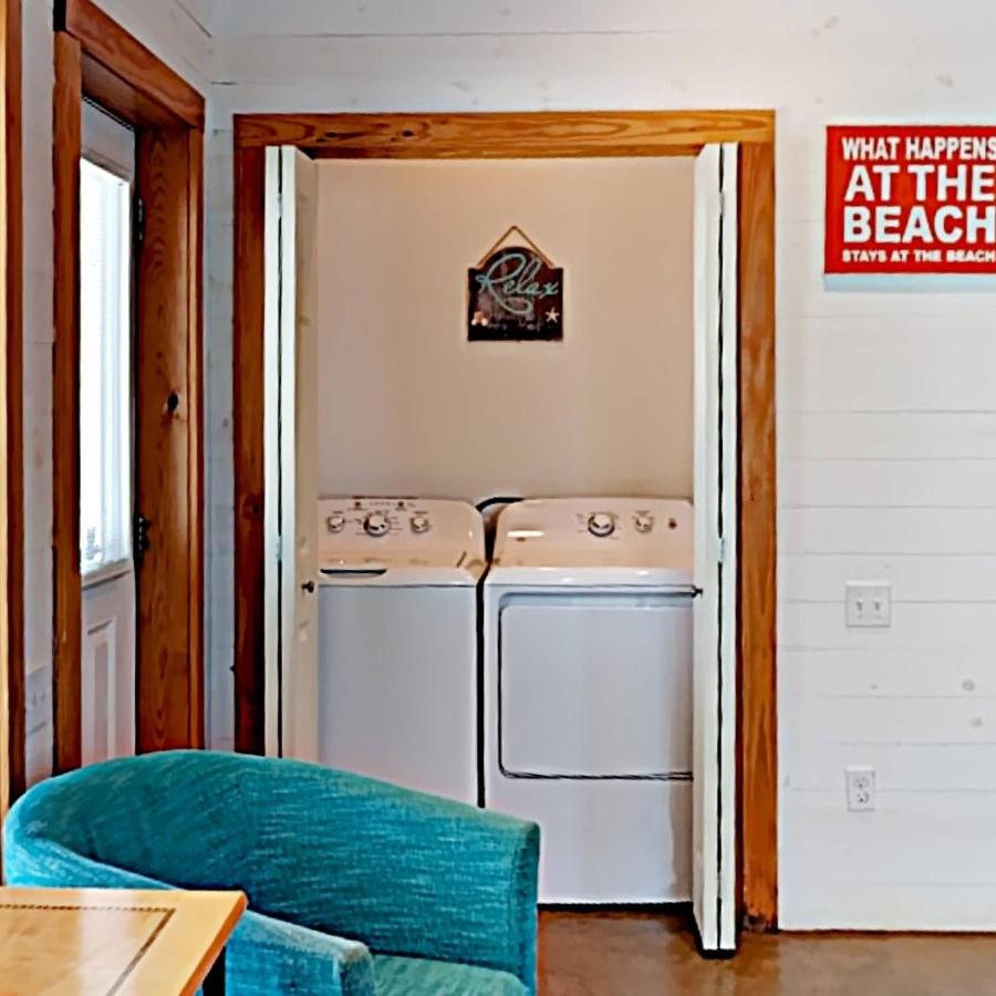  | TC103 Townhome Located in Town, Close to beach, Shared Pool