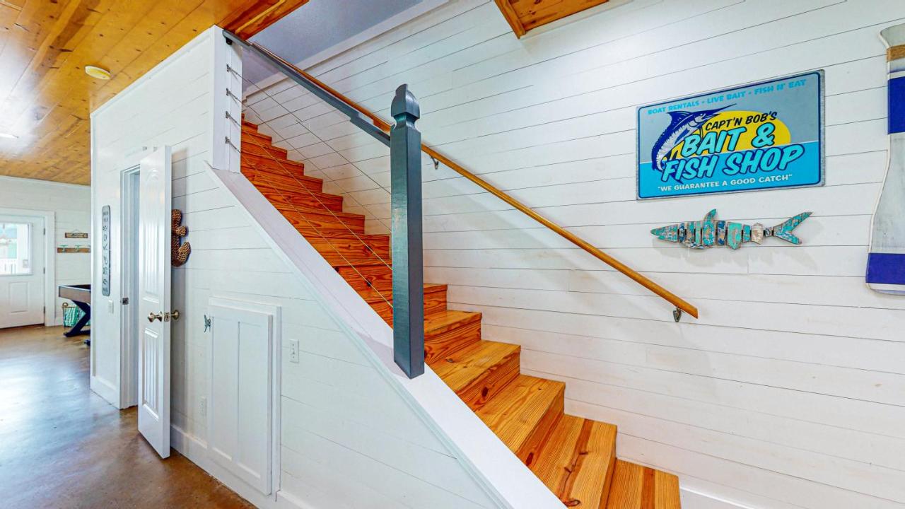  | TC304 Cool and Roomy Townhome Close to Beach, Shared Pool