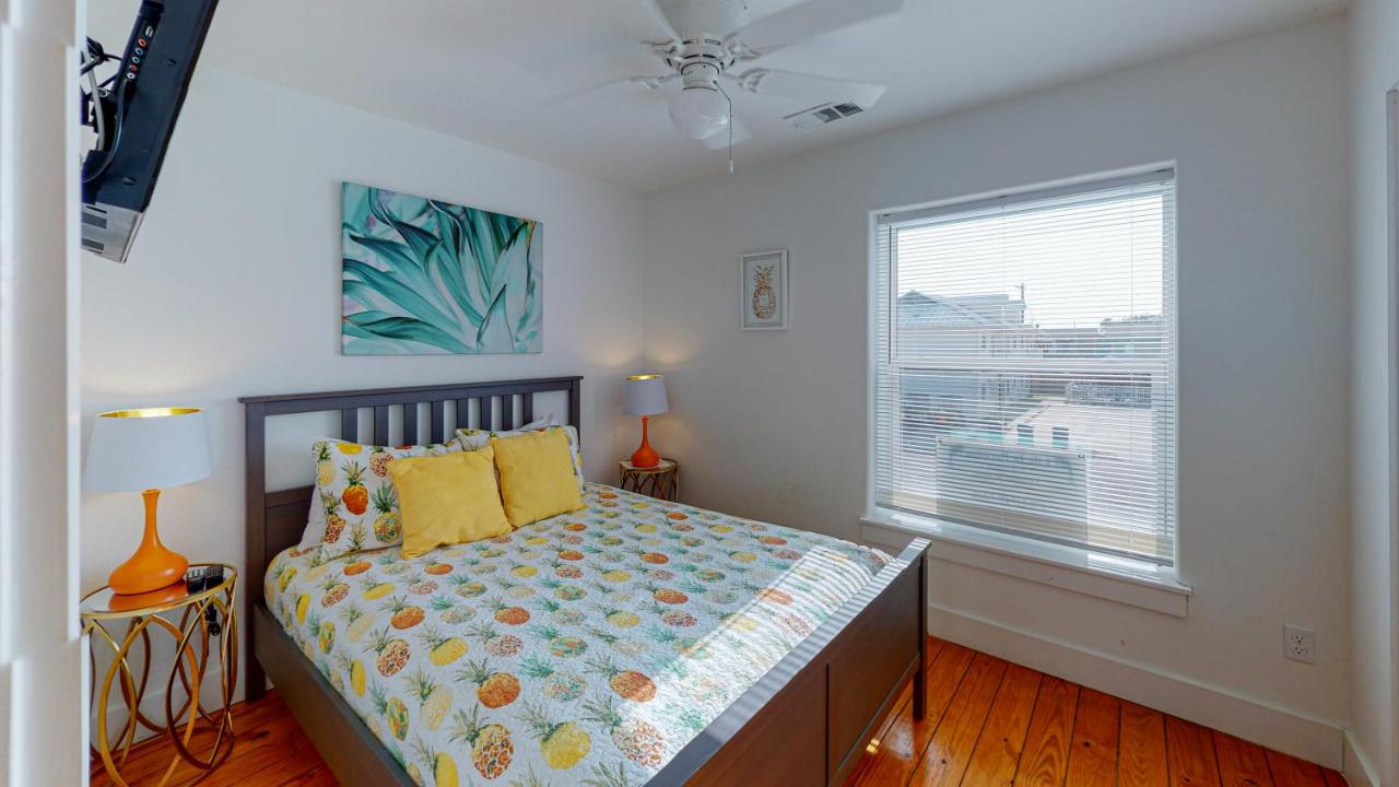 | TC602 Townhome Located in Town, Close to beach, Shared Pool, Pet Friendly