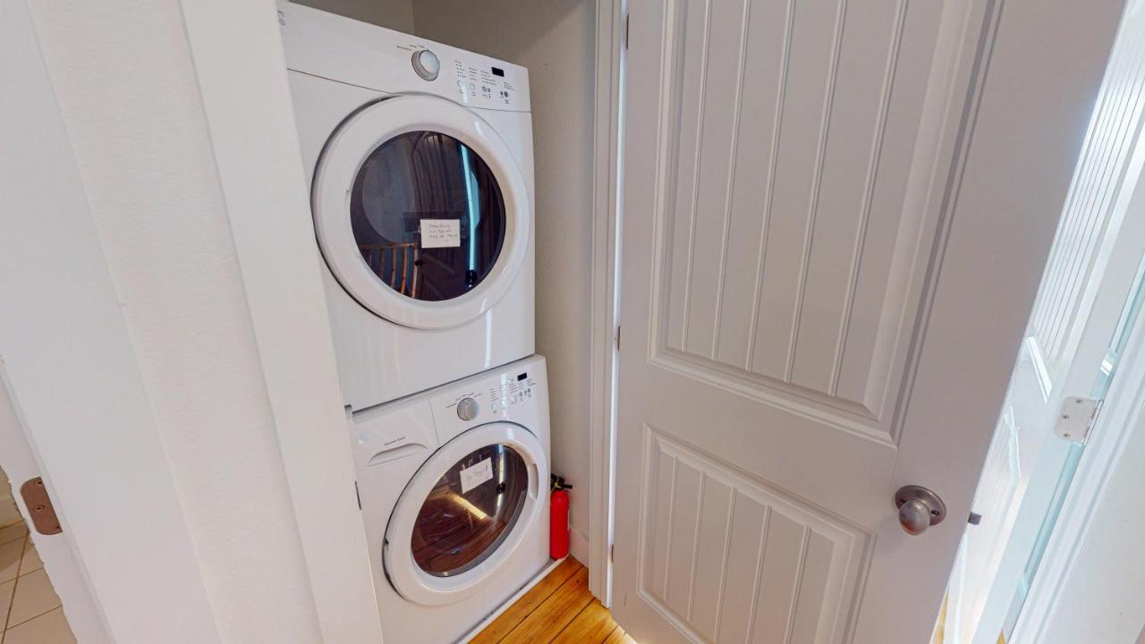 | TC602 Townhome Located in Town, Close to beach, Shared Pool, Pet Friendly