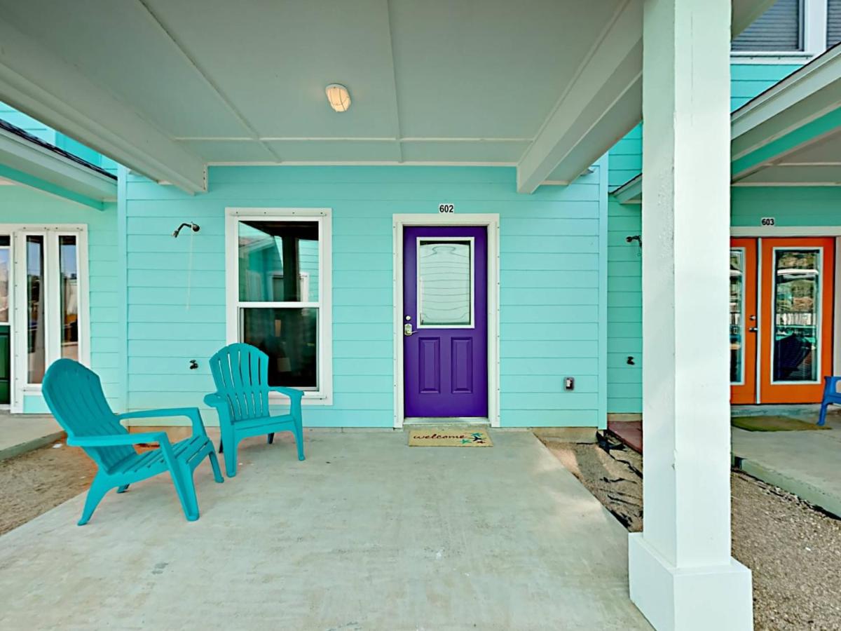 | TC602 Townhome Located in Town, Close to beach, Shared Pool, Pet Friendly