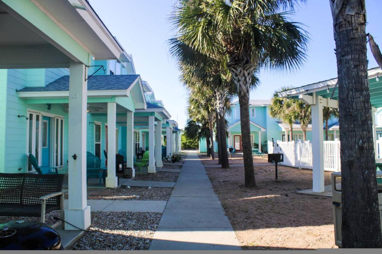 | TC603 Townhome Located in Town, Close to beach, Shared Pool, Pet Friendly