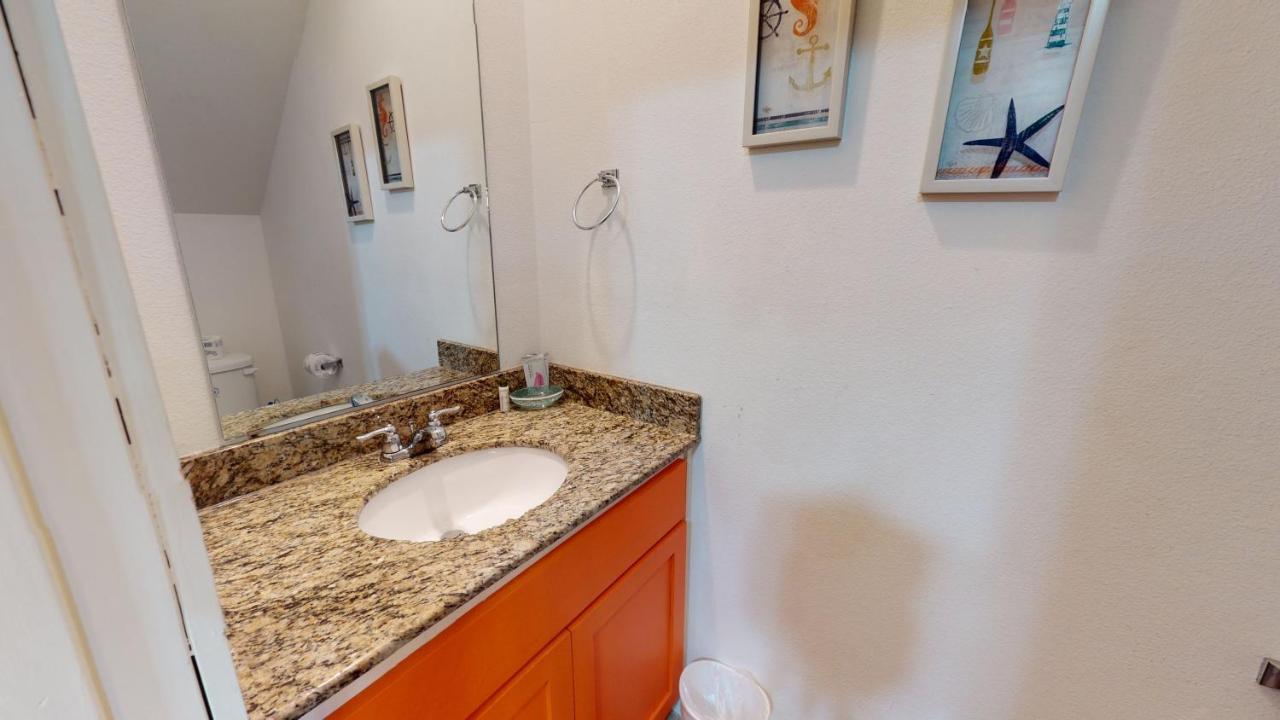 | TC603 Townhome Located in Town, Close to beach, Shared Pool, Pet Friendly