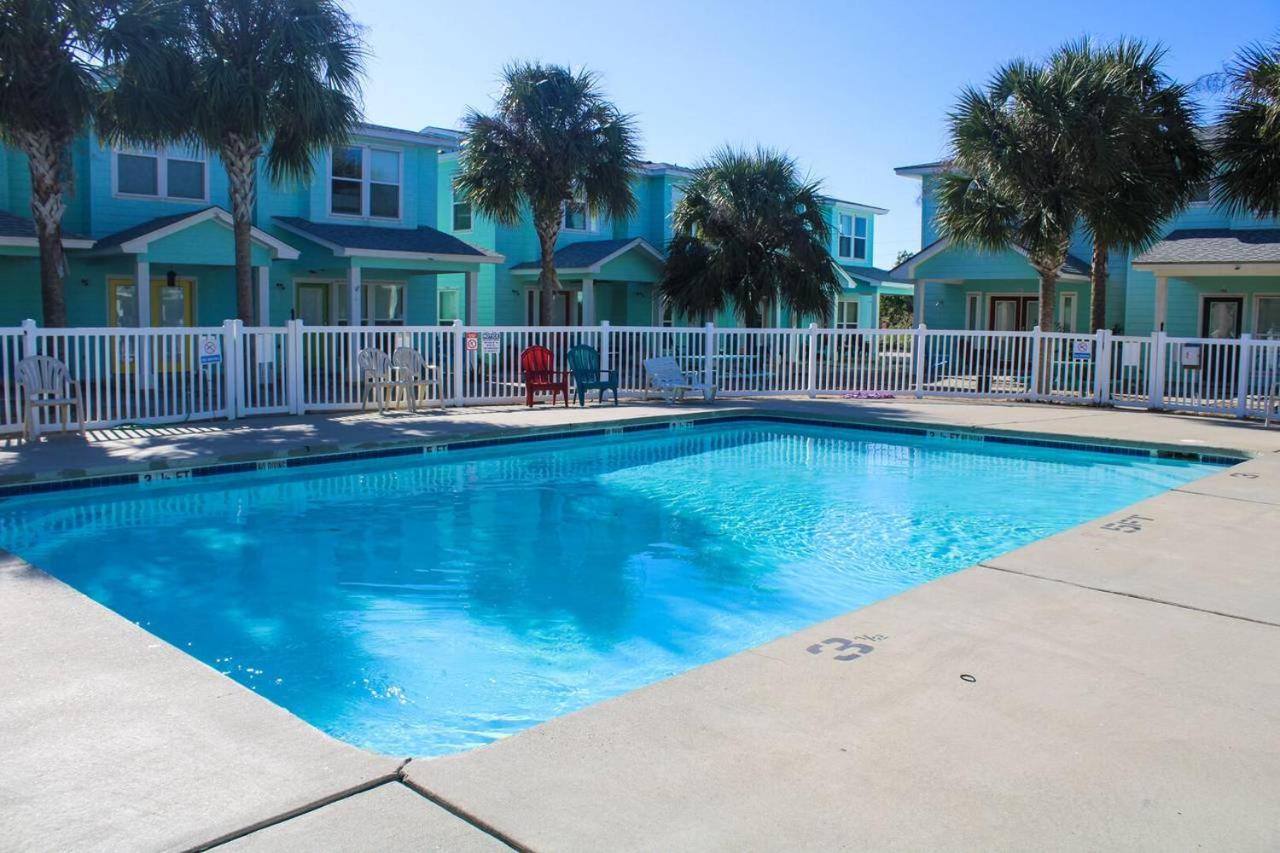 | TC603 Townhome Located in Town, Close to beach, Shared Pool, Pet Friendly