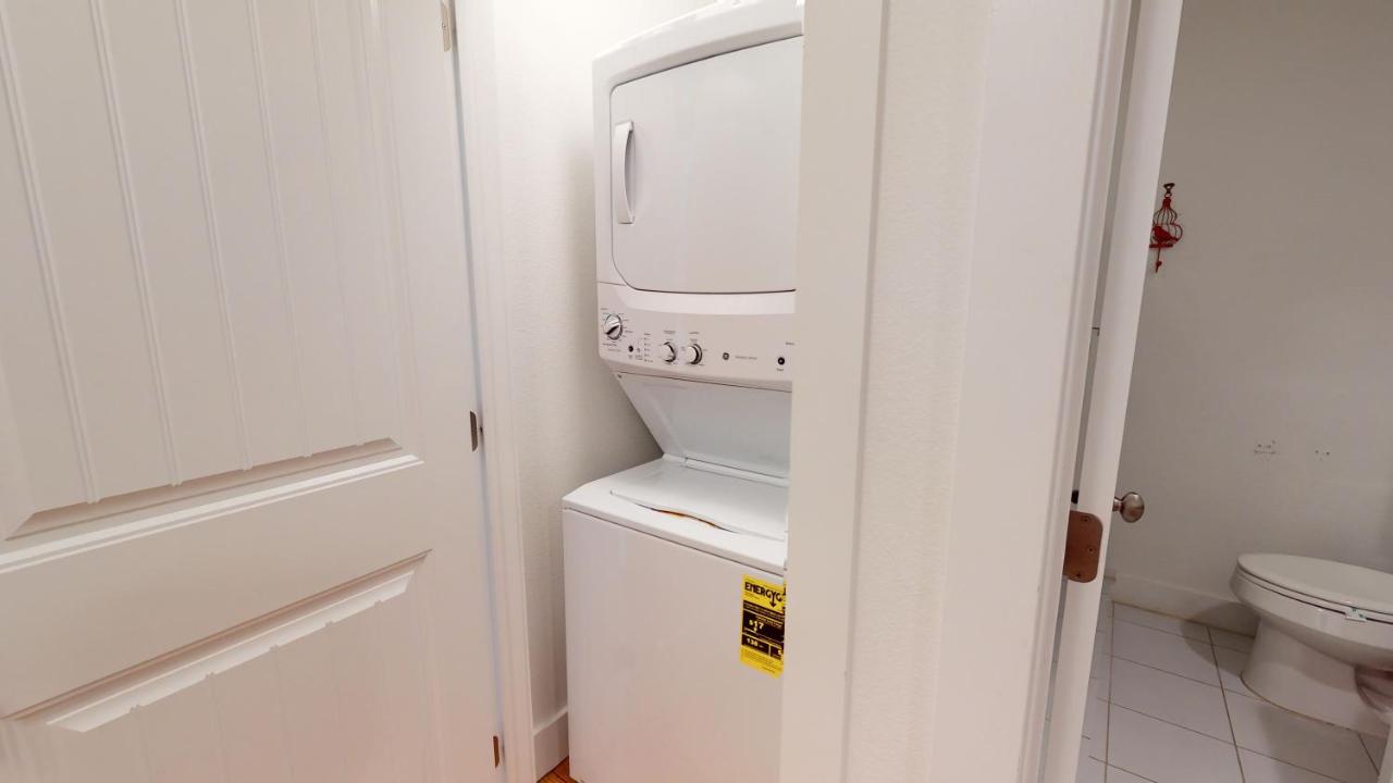 | TC603 Townhome Located in Town, Close to beach, Shared Pool, Pet Friendly