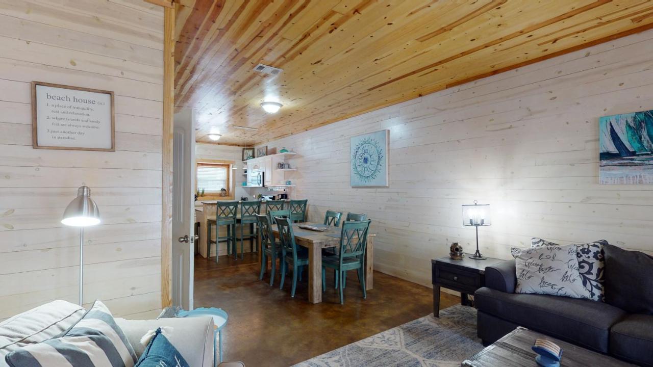 | TC703 Newly Decorated Townhome, Shared Pool, In Town, Close to Beach