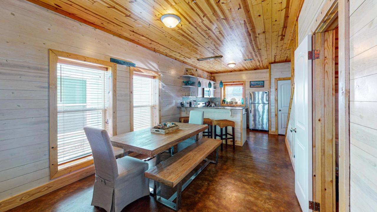| TC801 Townhome Located in Town, Close to beach, Shared Pool, Coastal Charm