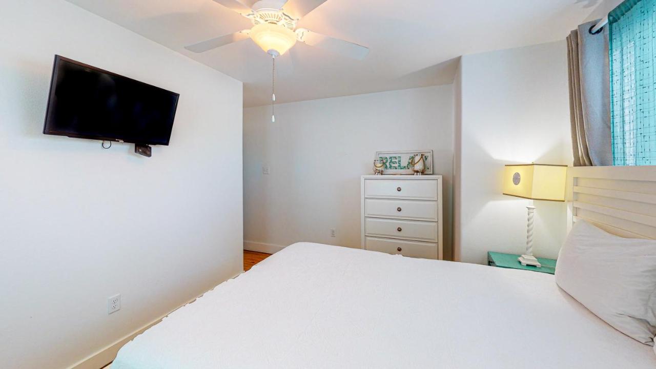 | TC801 Townhome Located in Town, Close to beach, Shared Pool, Coastal Charm