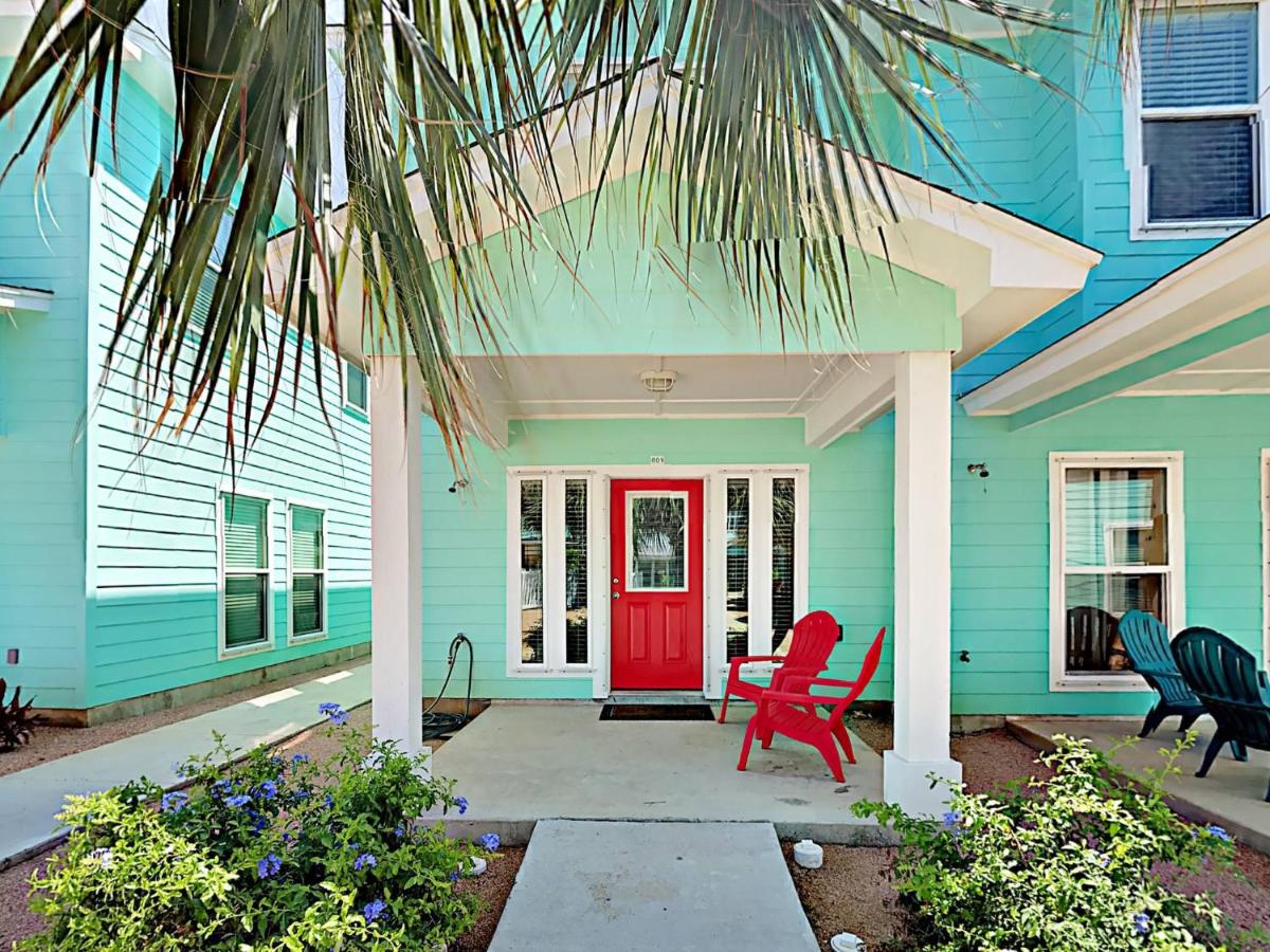 | TC801 Townhome Located in Town, Close to beach, Shared Pool, Coastal Charm