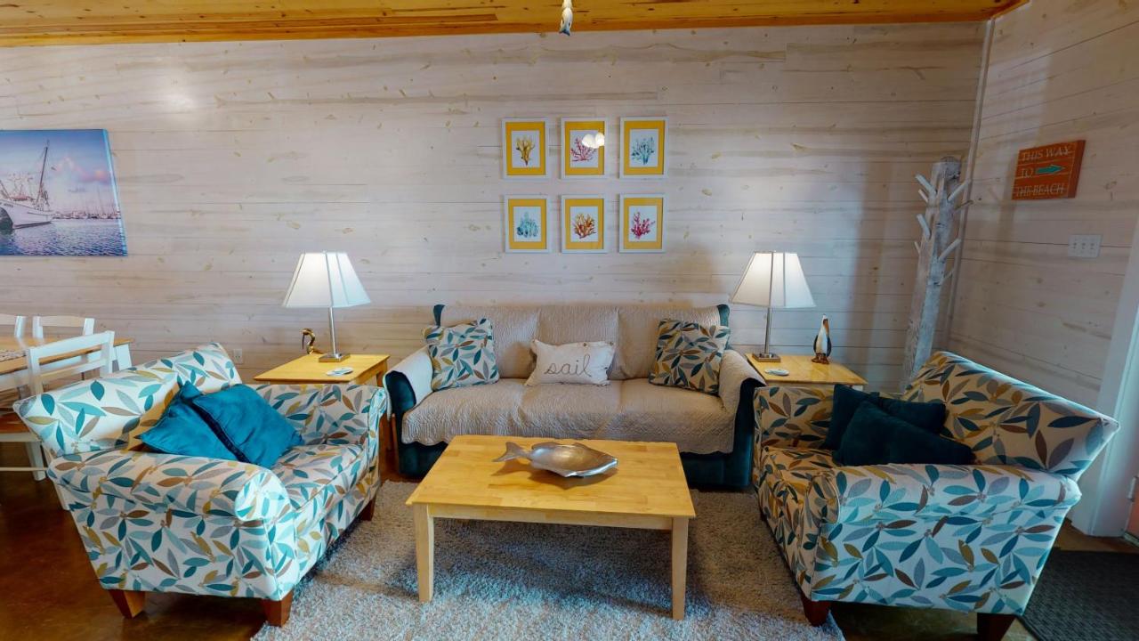 | TC803 Townhome Located in Town, Close to beach, Shared Pool, Coastal Charm