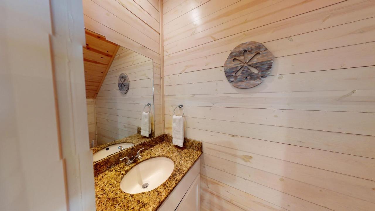 | TC803 Townhome Located in Town, Close to beach, Shared Pool, Coastal Charm