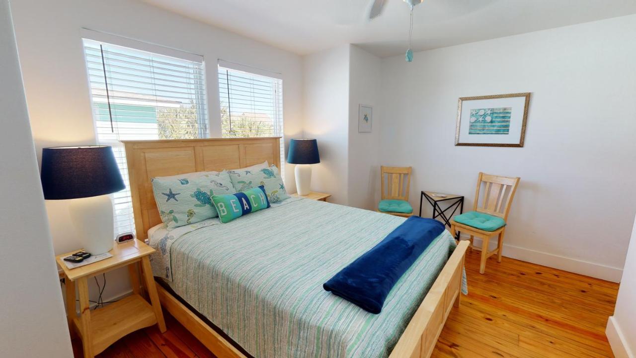 | TC803 Townhome Located in Town, Close to beach, Shared Pool, Coastal Charm