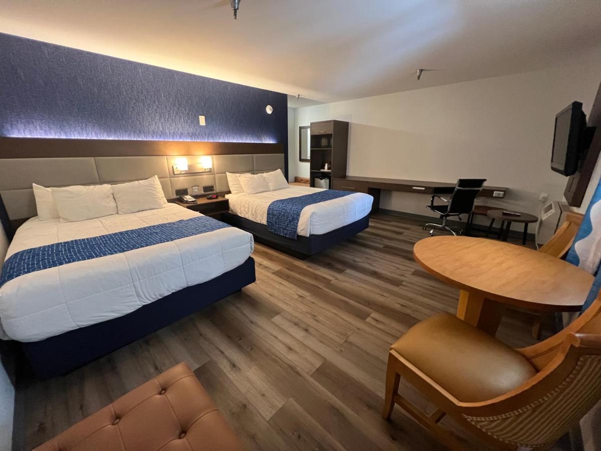 Queen Room with Two Queen Beds and Roll-In Shower - Disability Access at SureStay Plus Hotel by Best Western Mammoth Lakes