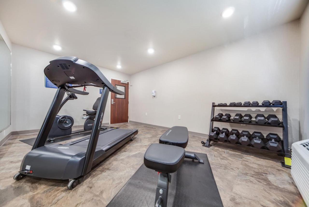  | Cobblestone Inn & Suites-Fremont