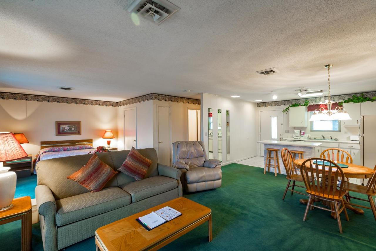 Standard Apartment at Crown Resorts at Lake Tansi East