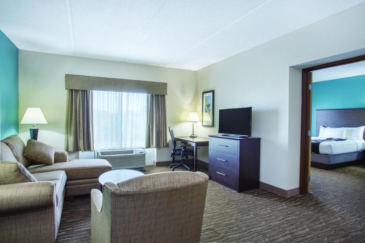 Family Suite - Non Smoking at Comfort Inn & Suites Sarasota I75