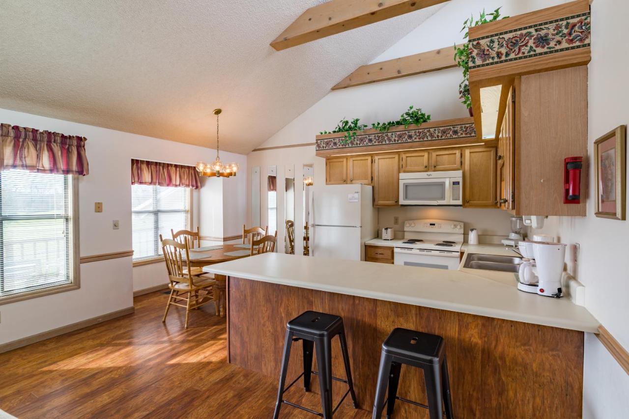Two-Bedroom Apartment at Crown Resorts at Lake Tansi West