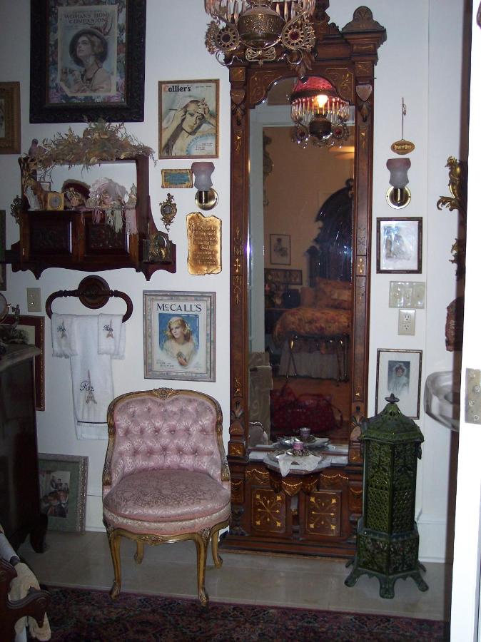 | Shadowlawn Bed and Breakfast