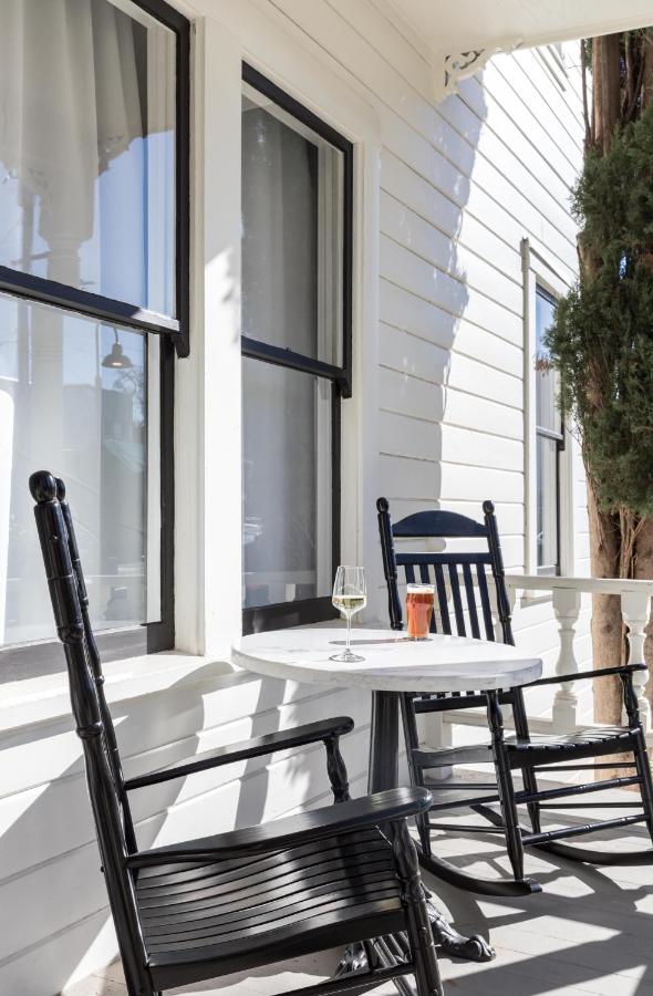 | The Holbrooke Hotel