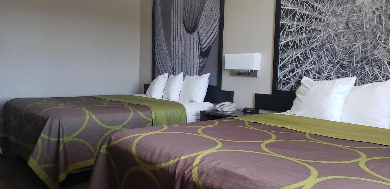 2 Queen Beds, Deluxe, Non-Smoking at Super 8 by Wyndham Goodyear/Phoenix Area
