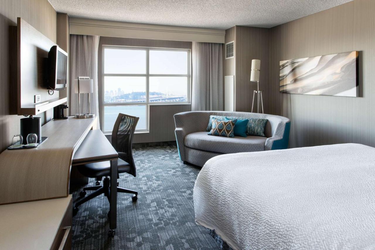 Hearing Accessible Bay View King at Sonesta Emeryville - San Francisco Bay Bridge