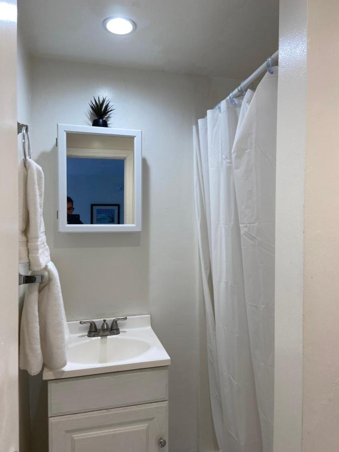 | Comfy private ADU Guest house in LA