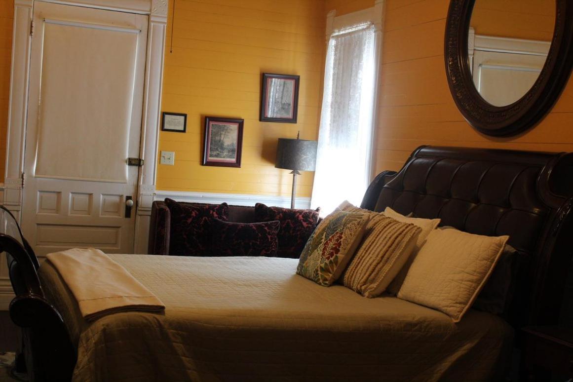  | Inn on the Creek